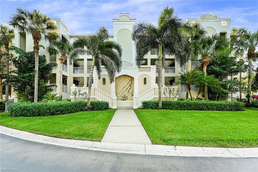 7638 Pebble Creek CIR 4-202, Naples, FL 34108