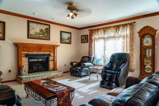 4134 Vera Court, Sterling Heights, MI 48310