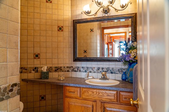 4134 Vera Court, Sterling Heights, MI 48310