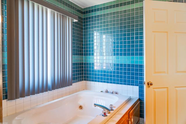 4134 Vera Court, Sterling Heights, MI 48310