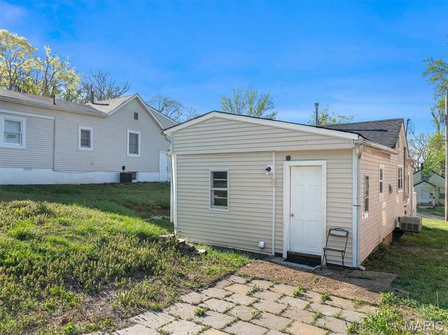 317 E Sand Street, Pacific, MO 63069
