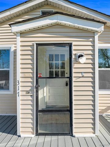 317 E Sand Street, Pacific, MO 63069