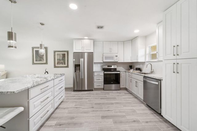 717 S Us Highway 1 505, Jupiter, FL 33477