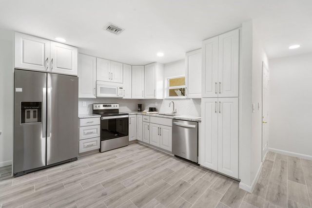 717 S Us Highway 1 505, Jupiter, FL 33477