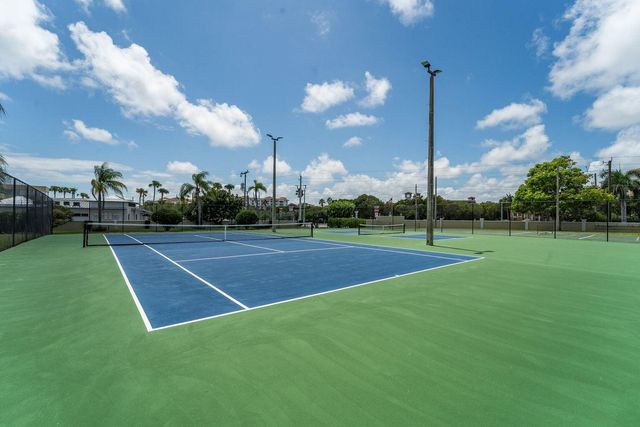 717 S Us Highway 1 505, Jupiter, FL 33477