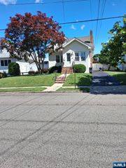 437-439 Buffalo Avenue, Paterson, NJ 07503