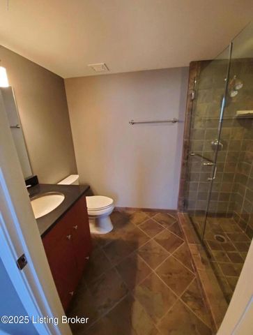 604 S 3rd St 809, Louisville, KY 40202