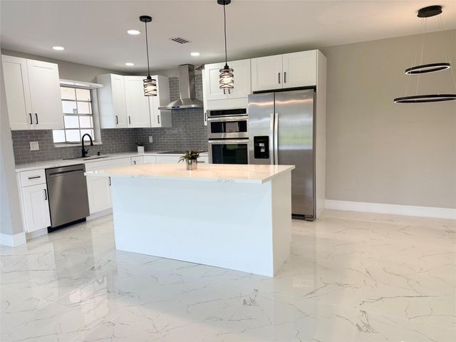 4935 NW 2nd Street D, Delray Beach, FL 33445