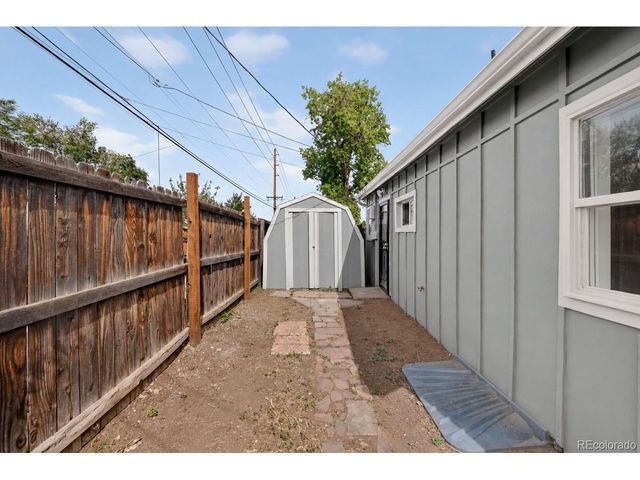 1027 S Quitman St, Denver, CO 80219