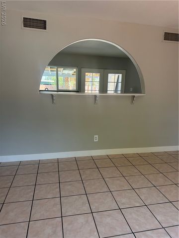 904 Vaughn St. Street, Las Vegas, NV 89101