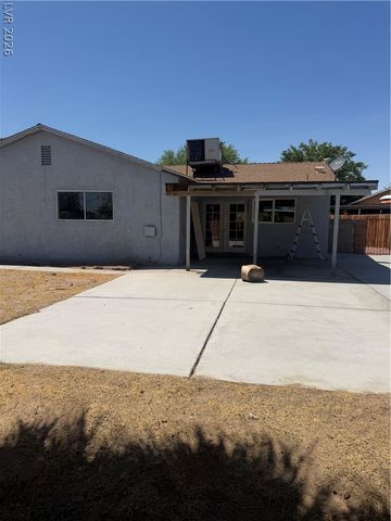 904 Vaughn St. Street, Las Vegas, NV 89101