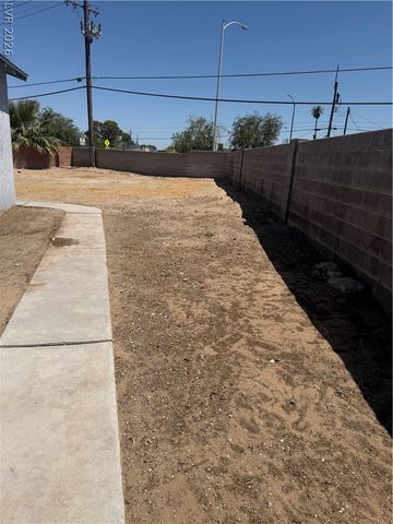 904 Vaughn St. Street, Las Vegas, NV 89101