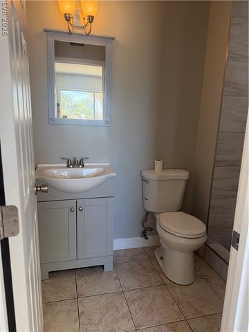 904 Vaughn St. Street, Las Vegas, NV 89101