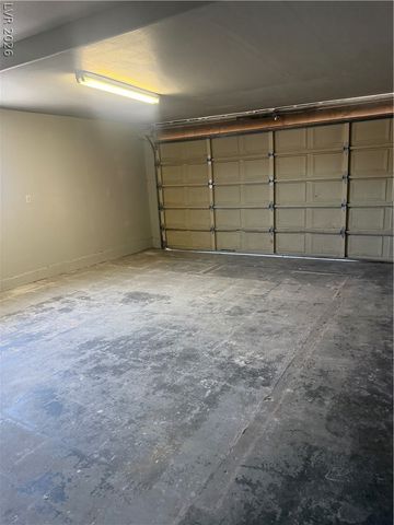 904 Vaughn St. Street, Las Vegas, NV 89101