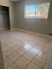 904 Vaughn St. Street, Las Vegas, NV 89101