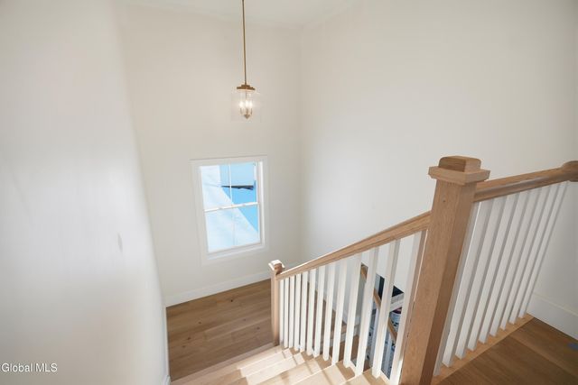 1 Welding Way, Colonie, NY 12047