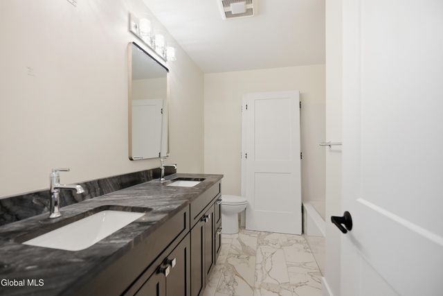 1 Welding Way, Colonie, NY 12047