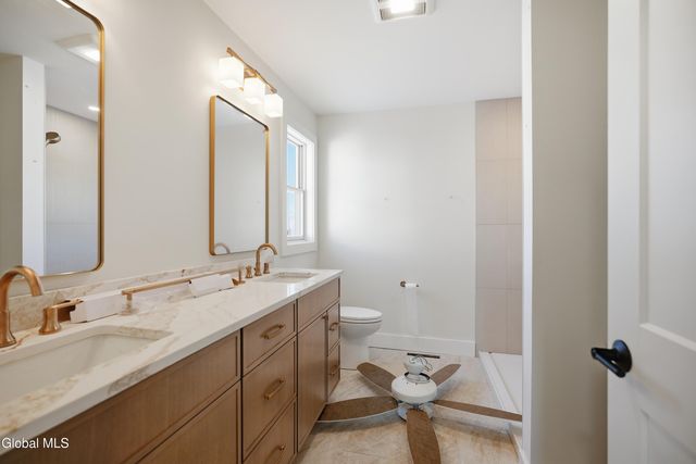 1 Welding Way, Colonie, NY 12047