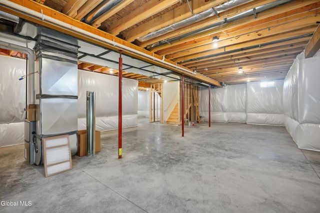 1 Welding Way, Colonie, NY 12047