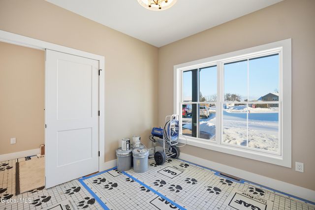 1 Welding Way, Colonie, NY 12047