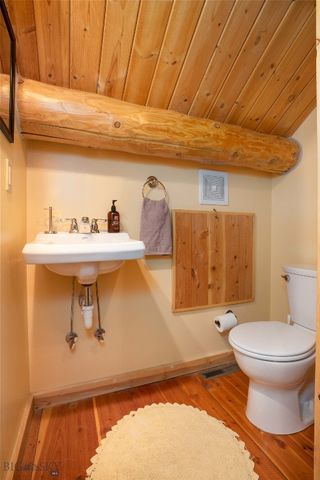 59 Bitterroot Trail, Livingston, MT 59047