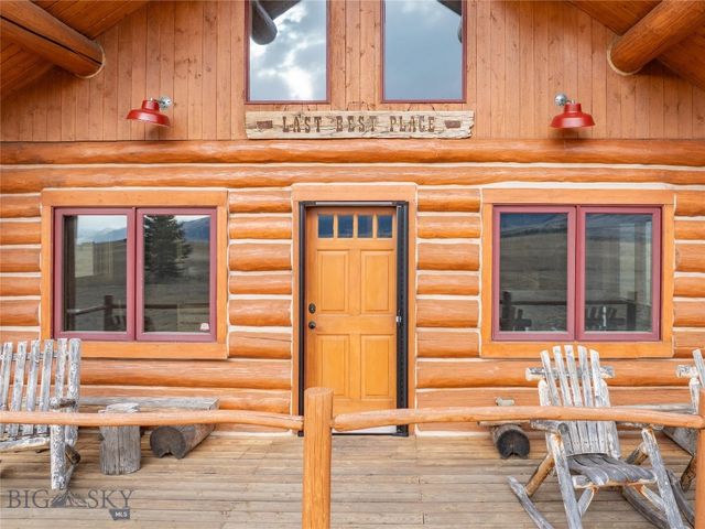 59 Bitterroot Trail, Livingston, MT 59047