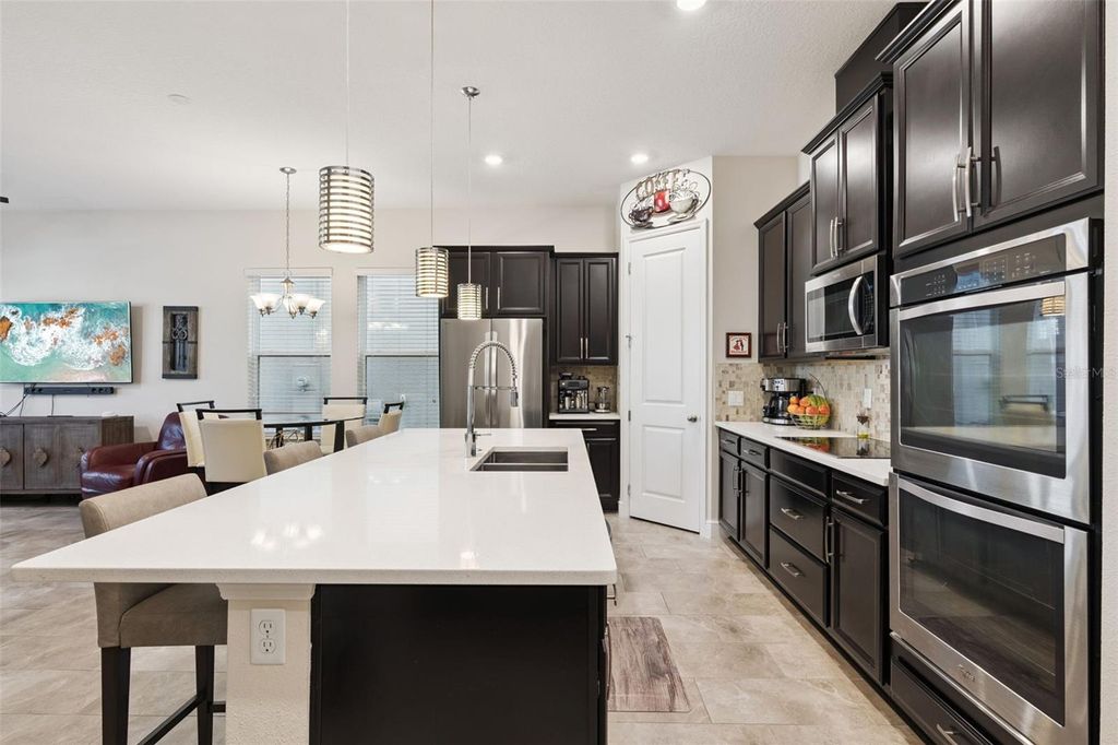 Image 18 of property listing at 9360 MEADOW HUNT WAY, Winter Garden, FL 34787