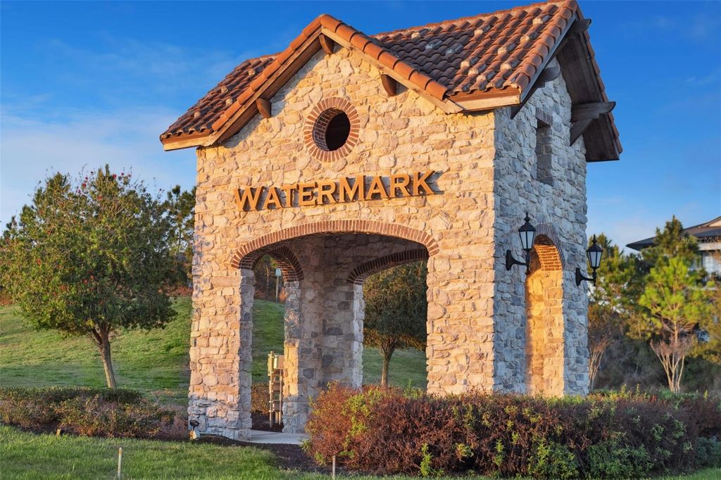 Image 45 of property listing at 9360 MEADOW HUNT WAY, Winter Garden, FL 34787