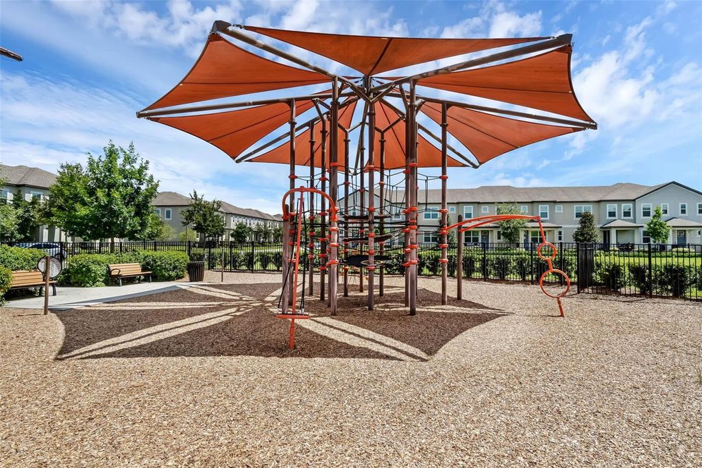 Image 74 of property listing at 9360 MEADOW HUNT WAY, Winter Garden, FL 34787