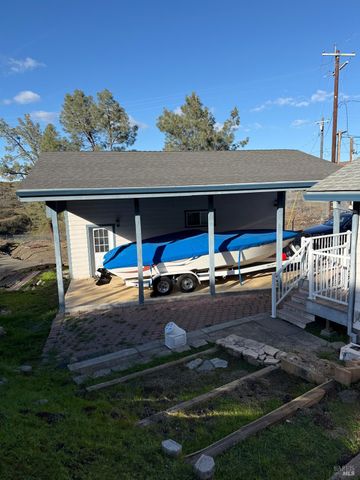 136 Berryessa Dr, Napa, CA 94558