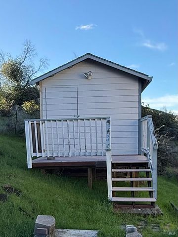 136 Berryessa Dr, Napa, CA 94558
