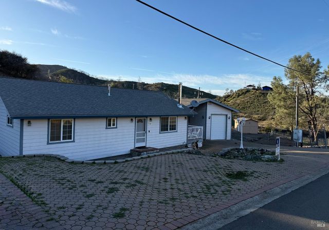 136 Berryessa Dr, Napa, CA 94558