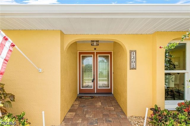 1205 NE 11th TER, Cape Coral, FL 33909