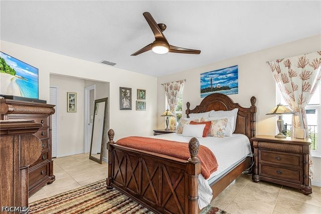 1205 NE 11th TER, Cape Coral, FL 33909