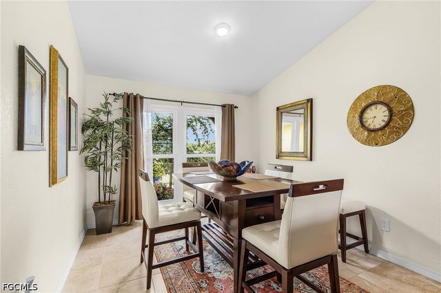 1205 NE 11th TER, Cape Coral, FL 33909