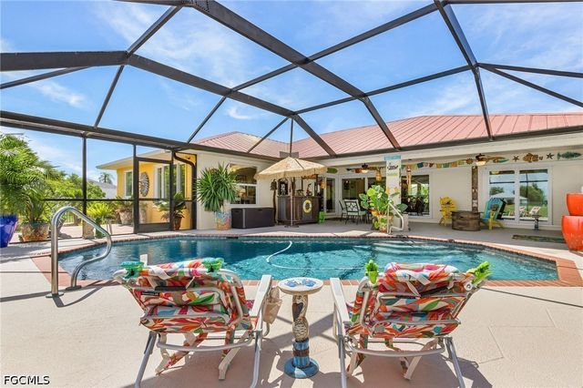 1205 NE 11th TER, Cape Coral, FL 33909