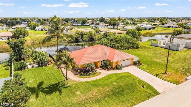 1205 NE 11th TER, Cape Coral, FL 33909