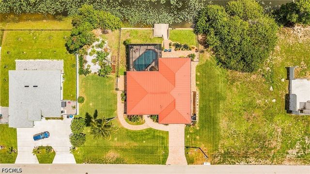 1205 NE 11th TER, Cape Coral, FL 33909