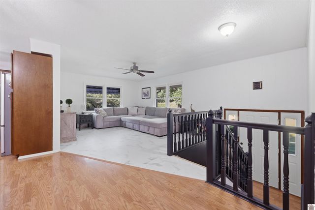 1130 Wright Road, Murray, KY 42071