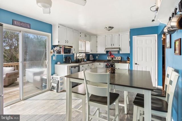3000 BREEZEWOOD LN, Hampstead, MD 21074