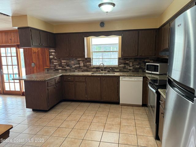 155 Perth Avenue, Merritt Island, FL 32953