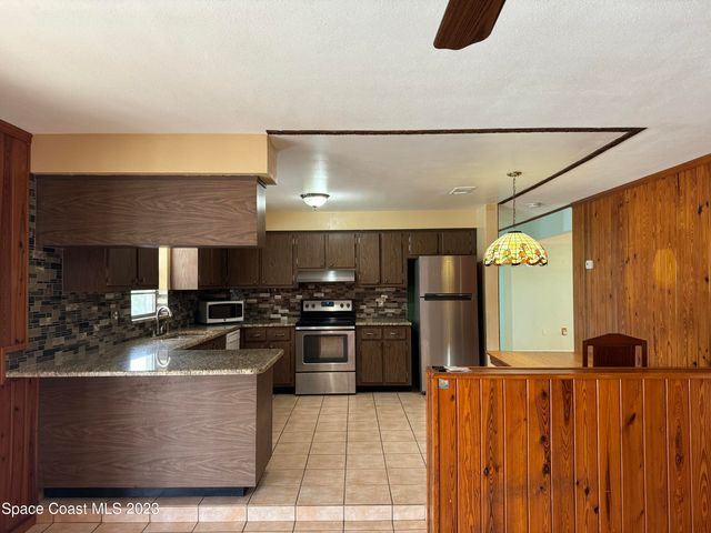 155 Perth Avenue, Merritt Island, FL 32953