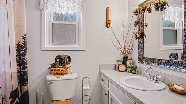 12718 112th Avenue, Grand Haven, MI 49417