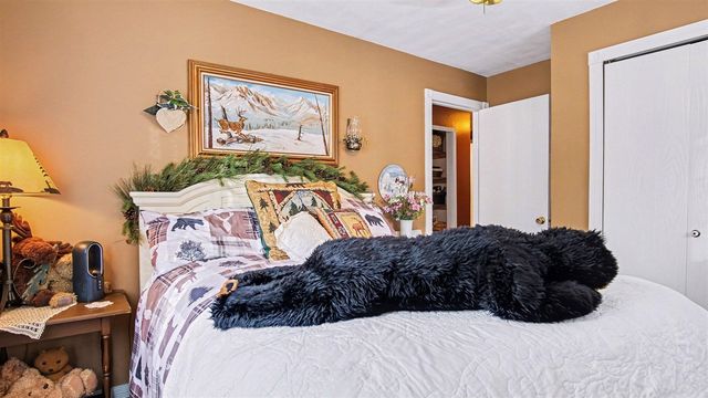 12718 112th Avenue, Grand Haven, MI 49417