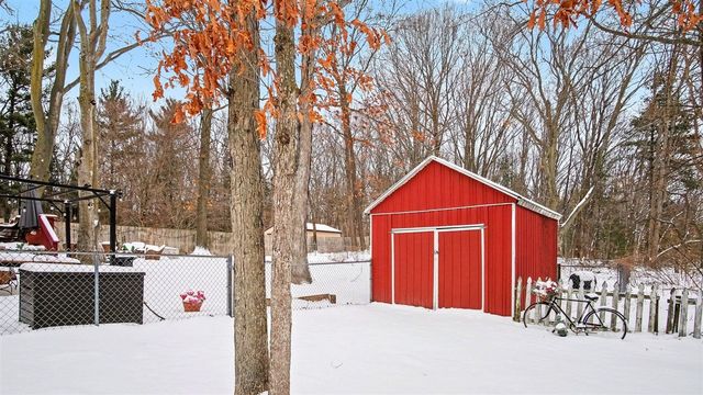 12718 112th Avenue, Grand Haven, MI 49417