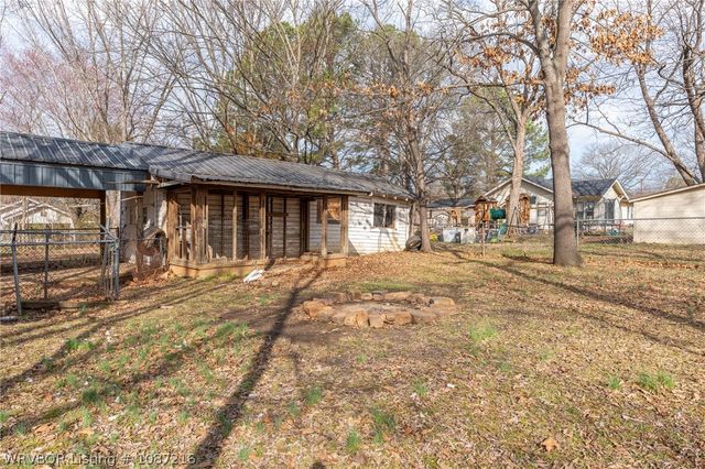 381 W 4th Street, Booneville, AR 72927