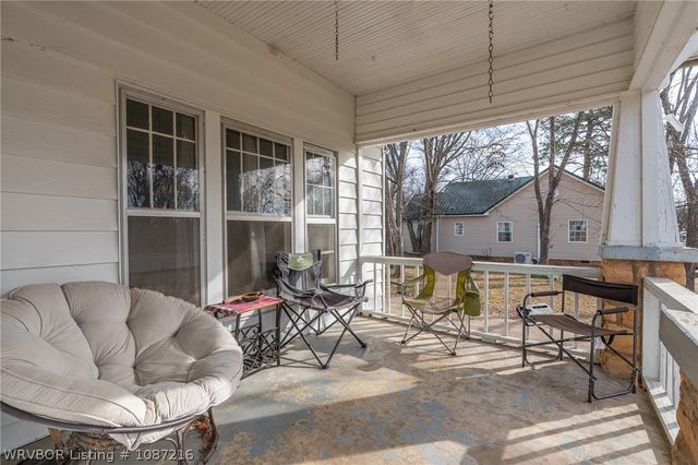 381 W 4th Street, Booneville, AR 72927