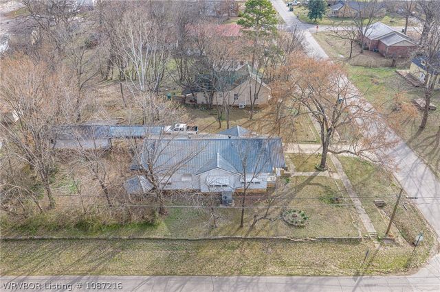 381 W 4th Street, Booneville, AR 72927