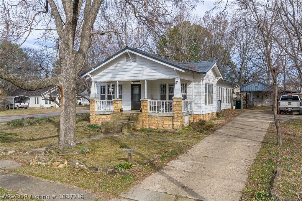381 W 4th Street, Booneville, AR 72927