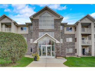 1321 Lake Drive W 203, Chanhassen, MN 55317